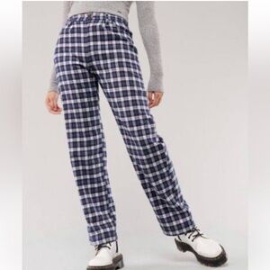 Hollister ultra high rise navy blue plaid dad pants size 5 regular